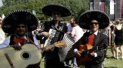 Boeken van een Mariachi bandje